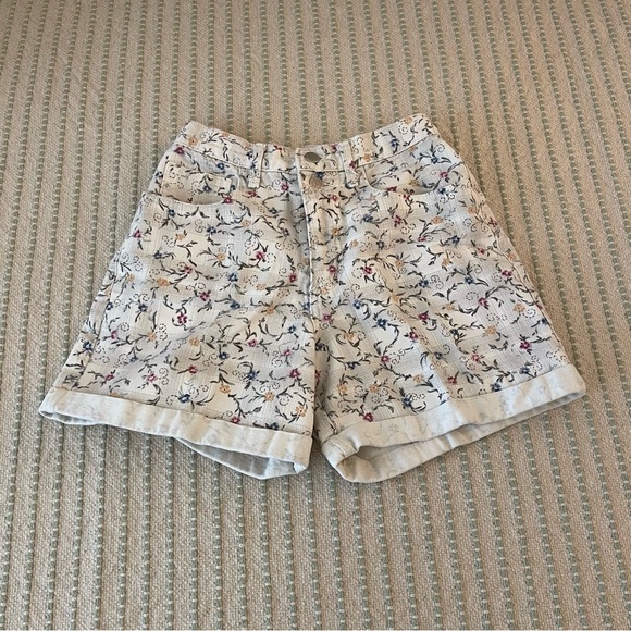 Vintage Arizona Denim Jean Shorts - Floral - 100% Cotton - Made in USA - Size: 7